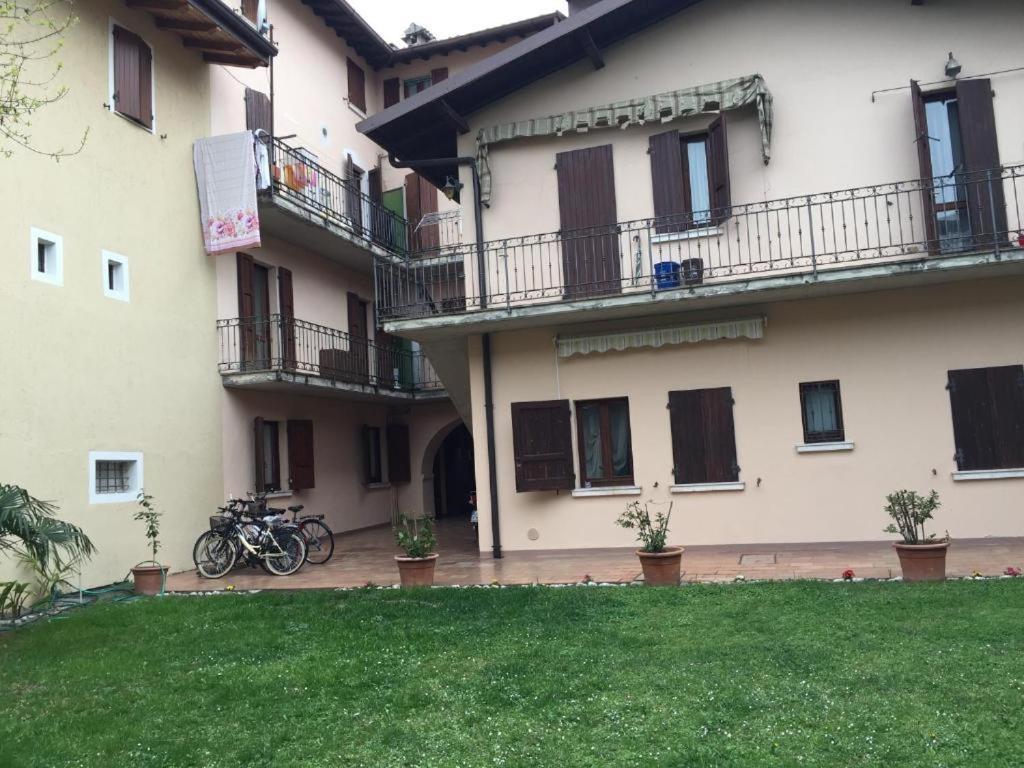 Clo Apartment 托斯科拉诺-马德尔诺 外观 照片