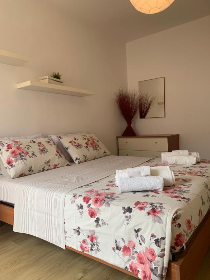 Clo Apartment 托斯科拉诺-马德尔诺 外观 照片